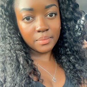 Meet your Posher, Kay